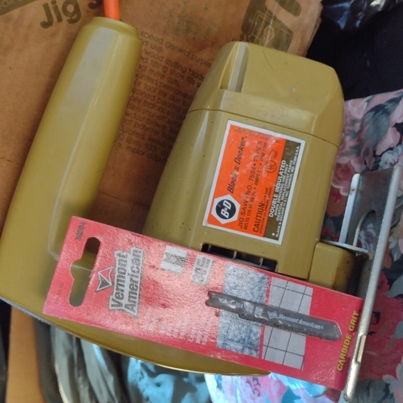 Jig Saw - Picture 4 of 4